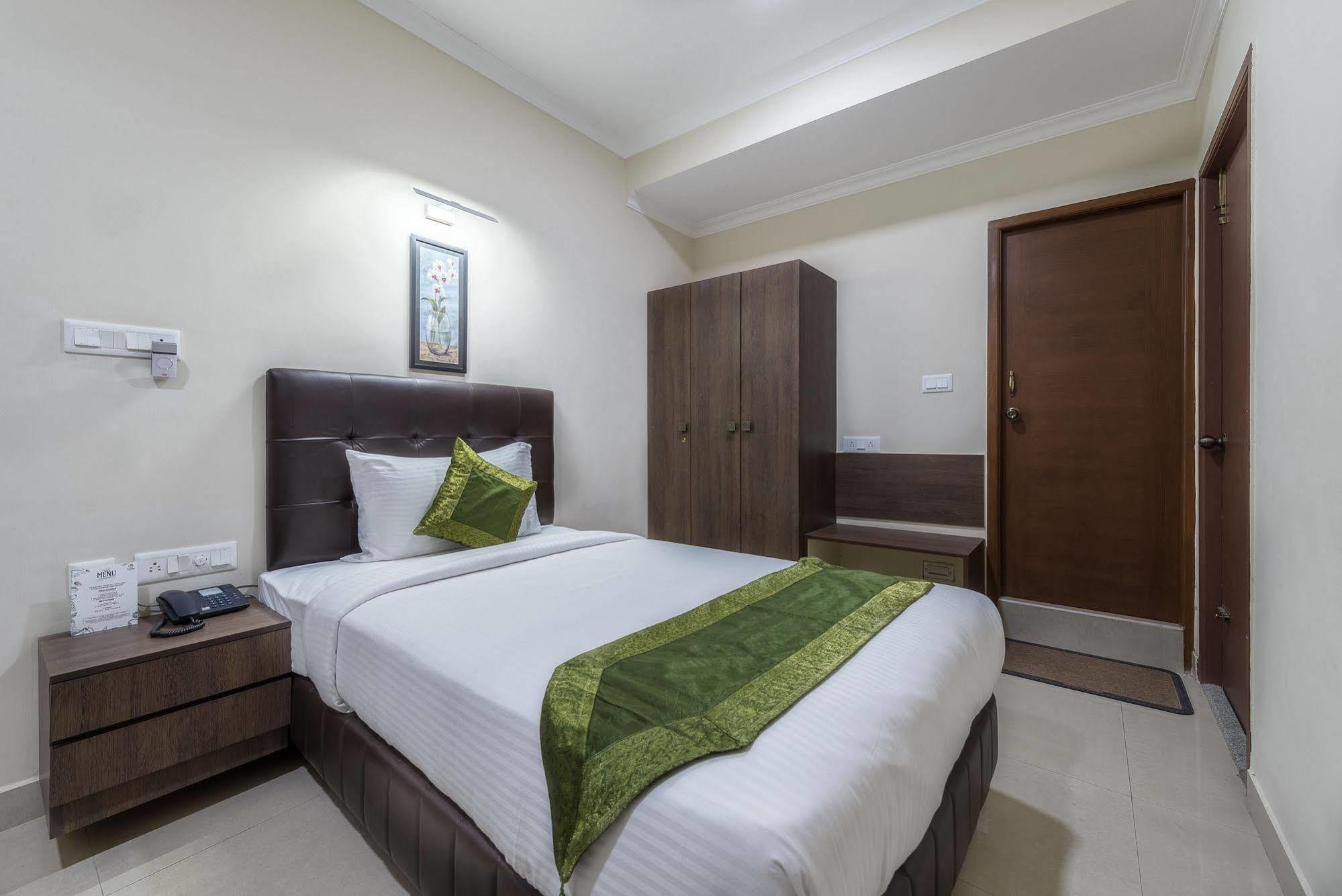 Hotel Mount Kailash Suites Chennai Ngoại thất bức ảnh